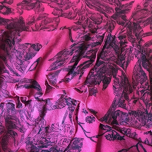 Betsey Johnson silk, airy, elegant black on red lined special occasion dress. - Picture 8 of 12